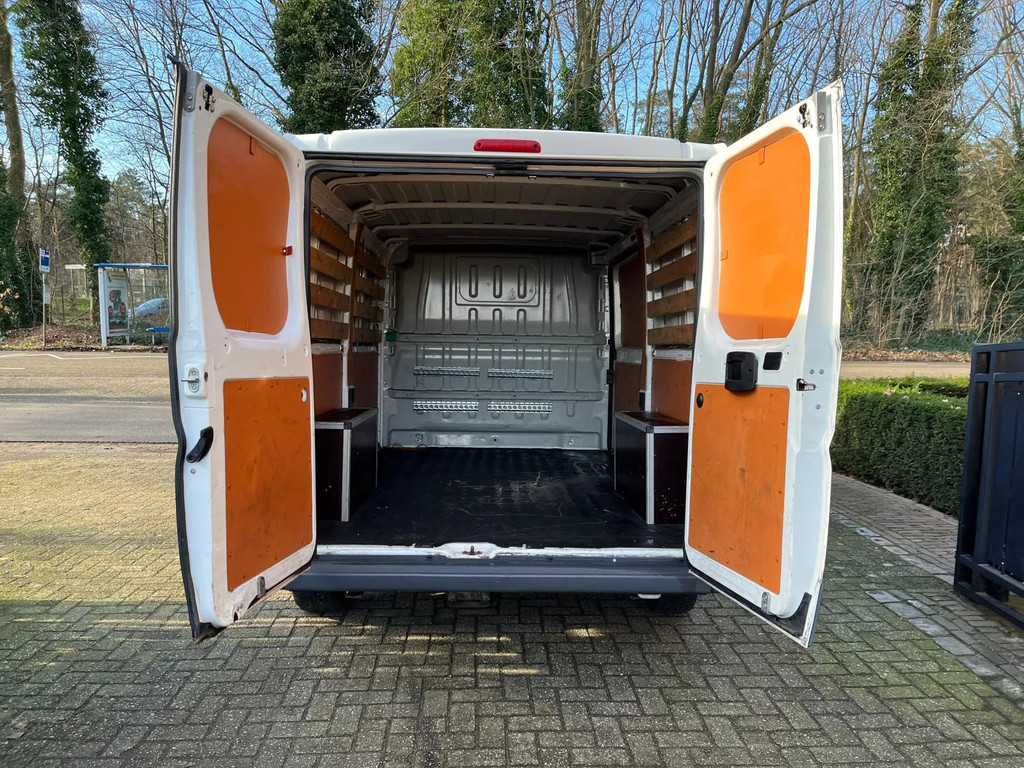 Peugeot Boxer 330 2.0 BlueHDI L2H1 Pro 7