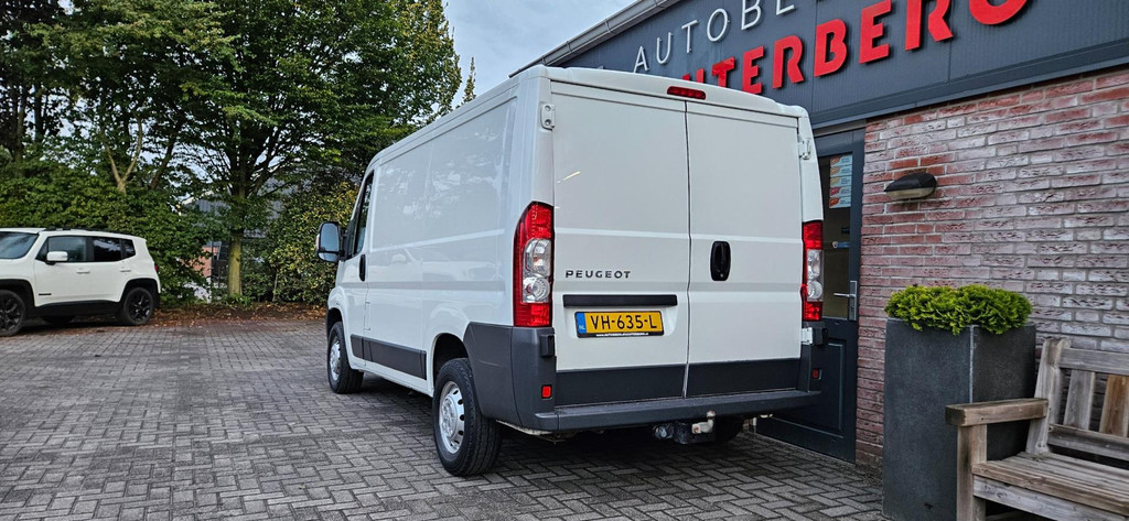 Peugeot Boxer 330 2.2 HDI L1H1 Profit+ Trekhaak! Airco! Cruise Control! Nette Bus! 3-Zitplaatsen! NAP! 110PK! 11