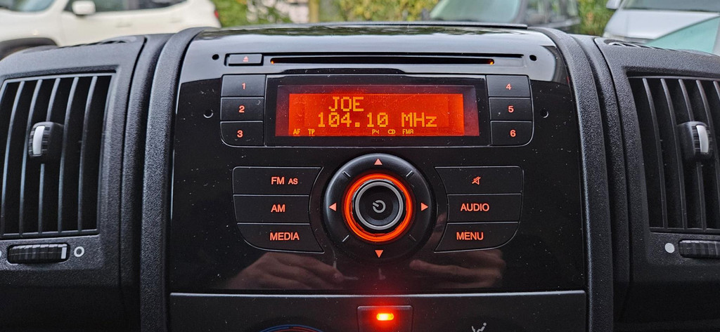 Peugeot Boxer 330 2.2 HDI L1H1 Profit+ Trekhaak! Airco! Cruise Control! Nette Bus! 3-Zitplaatsen! NAP! 110PK! 8