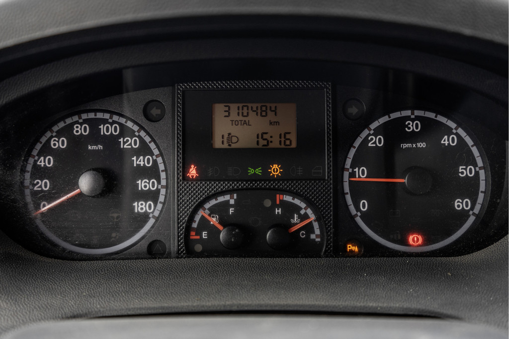 Peugeot Boxer 330 HDI | L2H1 | Cruise | Airco | PDC 16