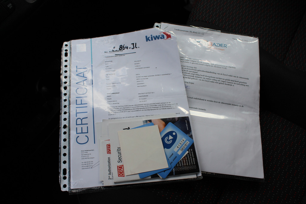 Peugeot Boxer 33 2.0 BlueHDI 130PK Euro6 L3H2 Premium Pack â Easy loader laadklep â 3-zits â nette bus 17