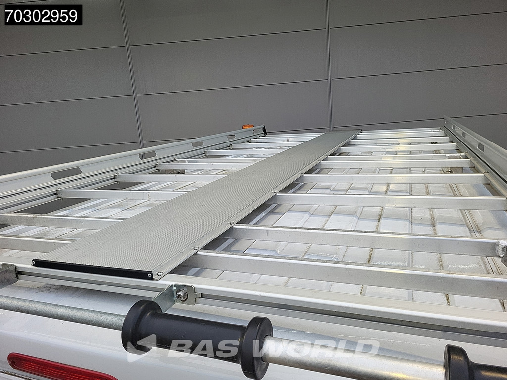 Peugeot Boxer 120pk L2H2 Airco Cruise Imperiaal Parkeersensoren Euro6 L2 Airco Cruise control 10