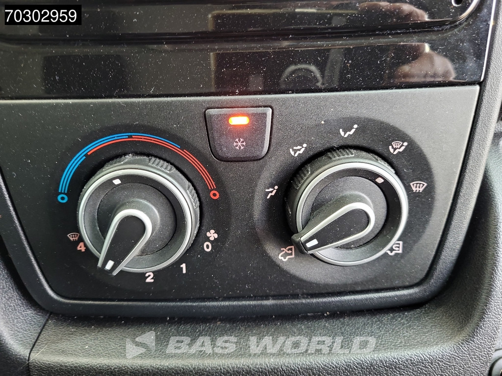 Peugeot Boxer 120pk L2H2 Airco Cruise Imperiaal Parkeersensoren Euro6 L2 Airco Cruise control 16