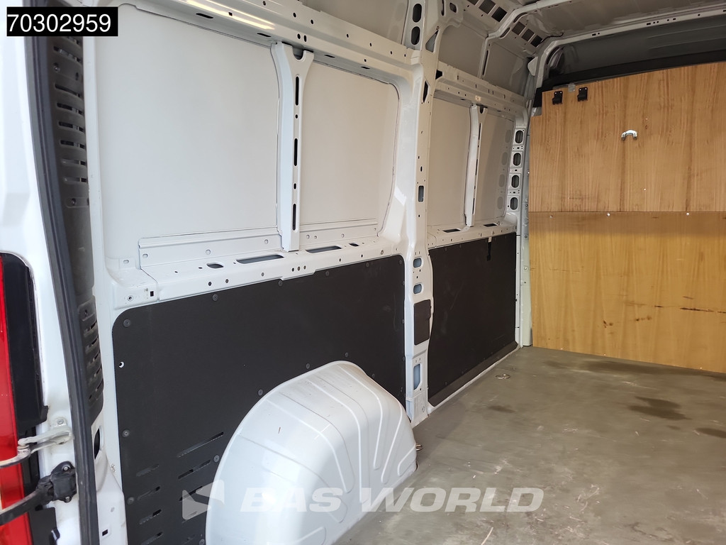 Peugeot Boxer 120pk L2H2 Airco Cruise Imperiaal Parkeersensoren Euro6 L2 Airco Cruise control 8