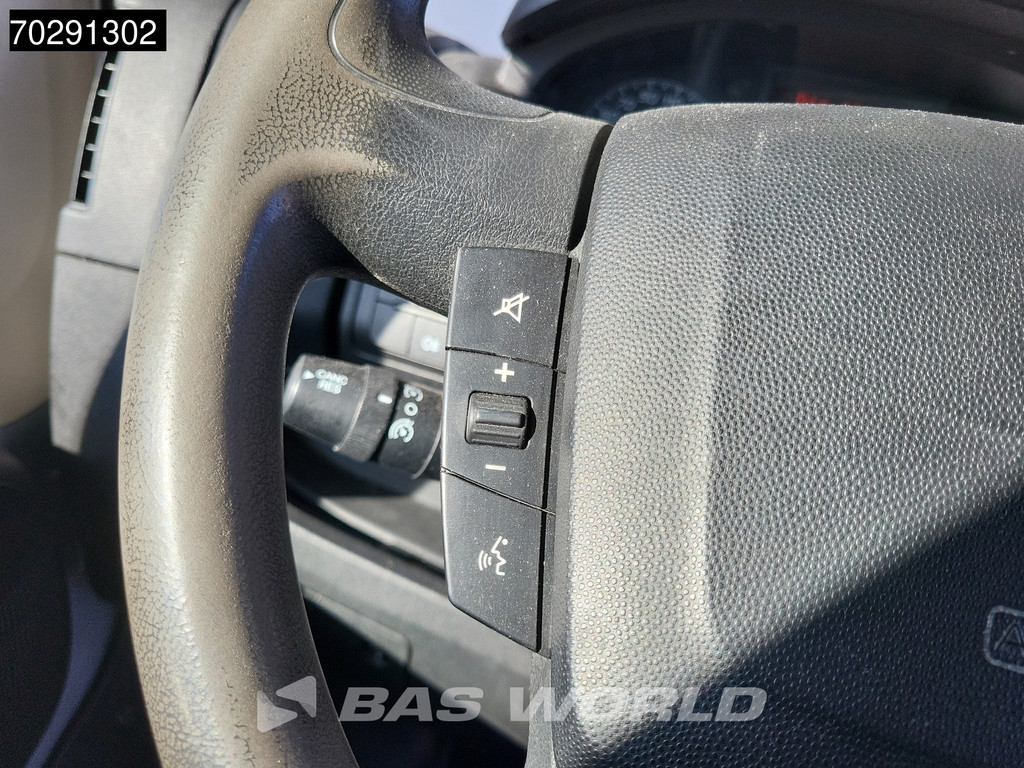 Peugeot Boxer 130PK L2H2 Trekhaak Navi LED Airco Cruise Camera Parkeersensoren L2 11m3 Airco Trekhaak Cruise control 19