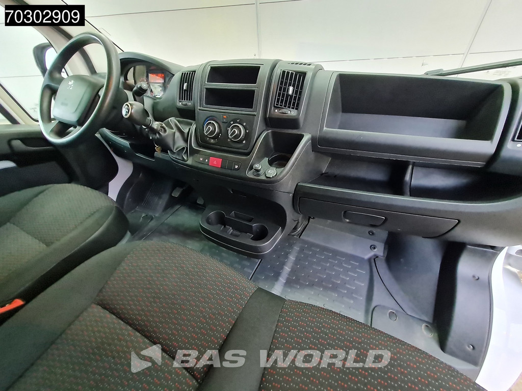 Peugeot Boxer 140PK Bakwagen Achterdeuren Airco Euro6 Meubelbak Koffer Airco 11