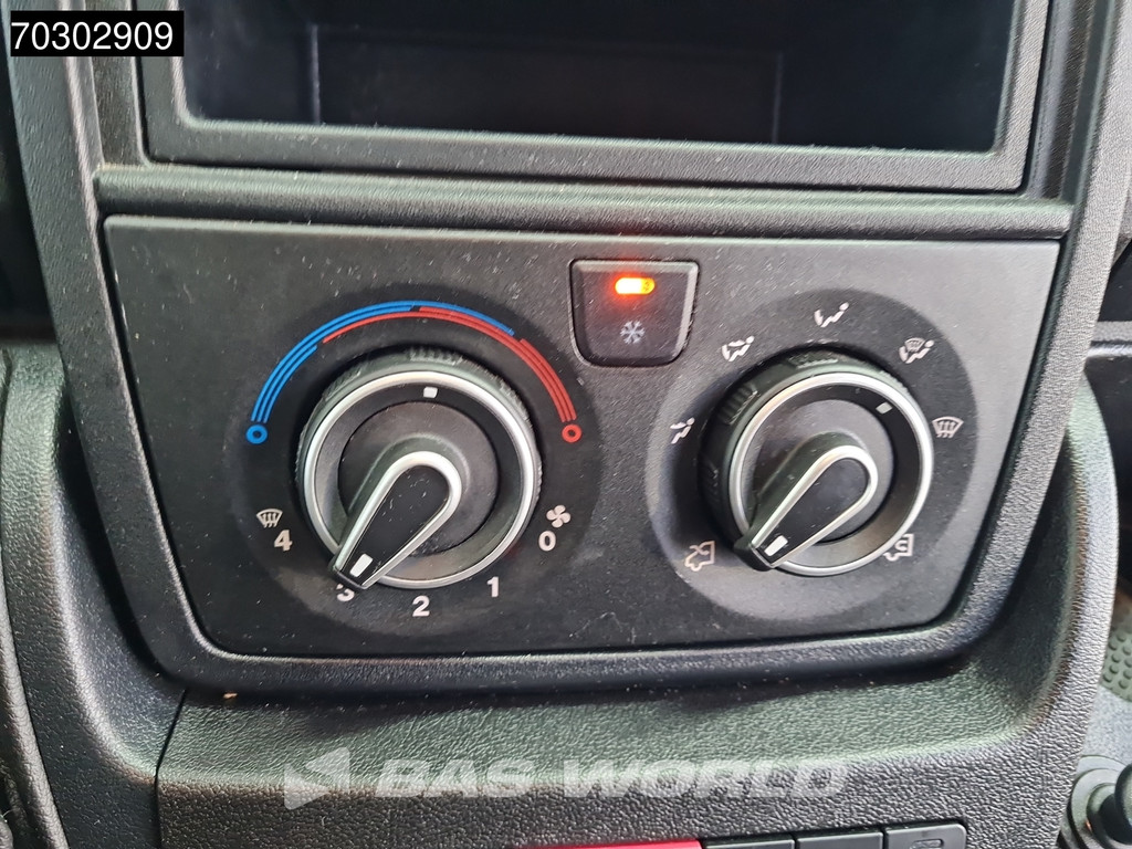 Peugeot Boxer 140PK Bakwagen Achterdeuren Airco Euro6 Meubelbak Koffer Airco 13