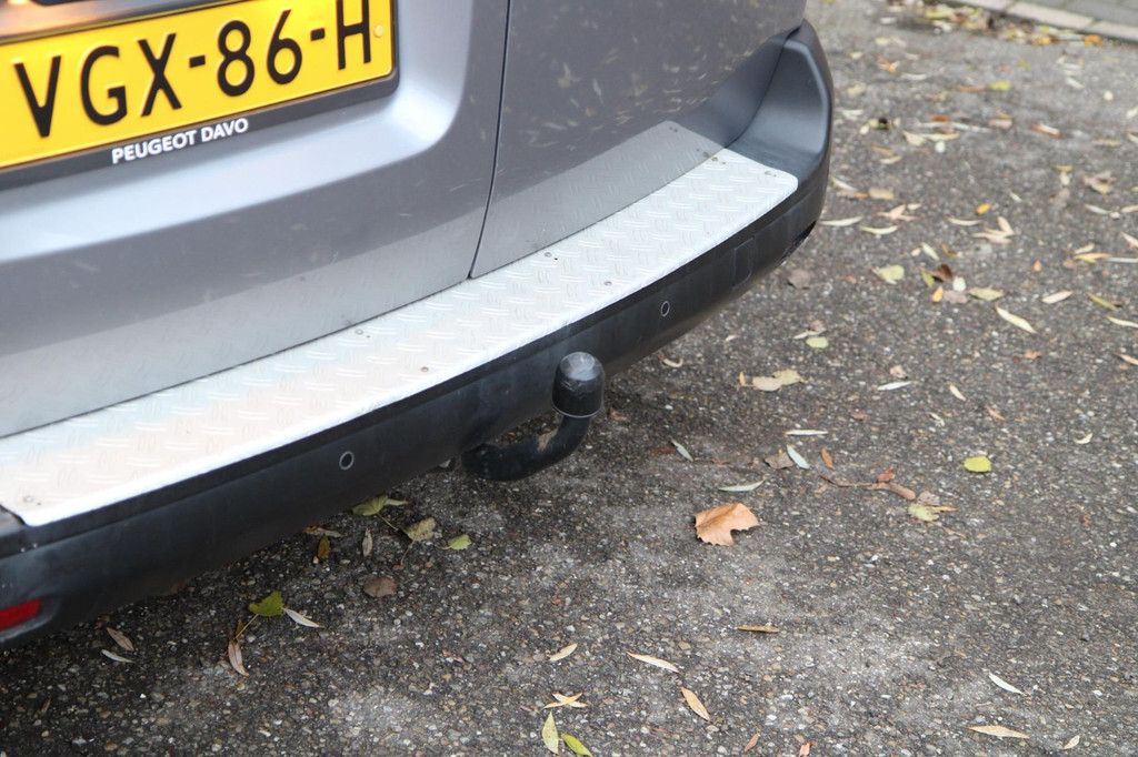 Peugeot Expert 1.5 BlueHDI 100PK L2H1 Standard Premium / Trekhaak / App connect 11