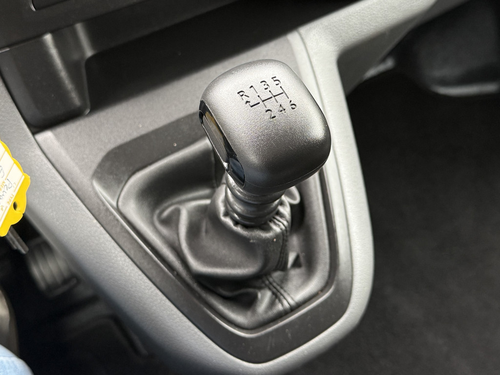 Peugeot Expert 1.5 BlueHDI 102 PK / L2H1 / TREKHAAK / AIRCO / CRUISE / 48.216 KM!! / PDC 15