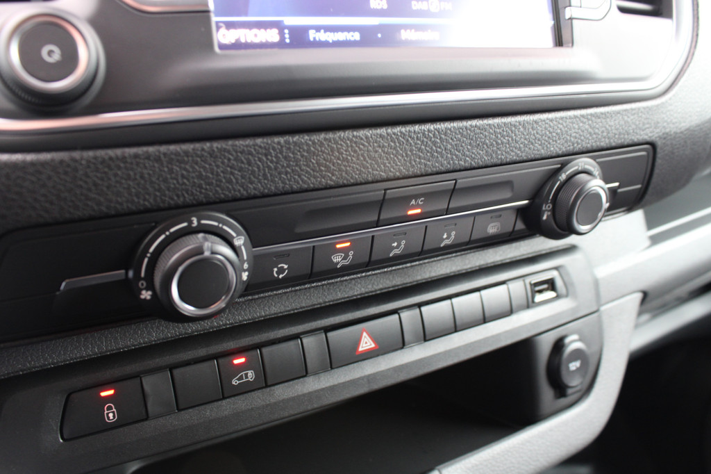Peugeot Expert 1.5 BlueHDI 120PK L2 Asphalt Navigatie, Pack Look, Moduwork, Airconditioning, Camera Achterzijde 9