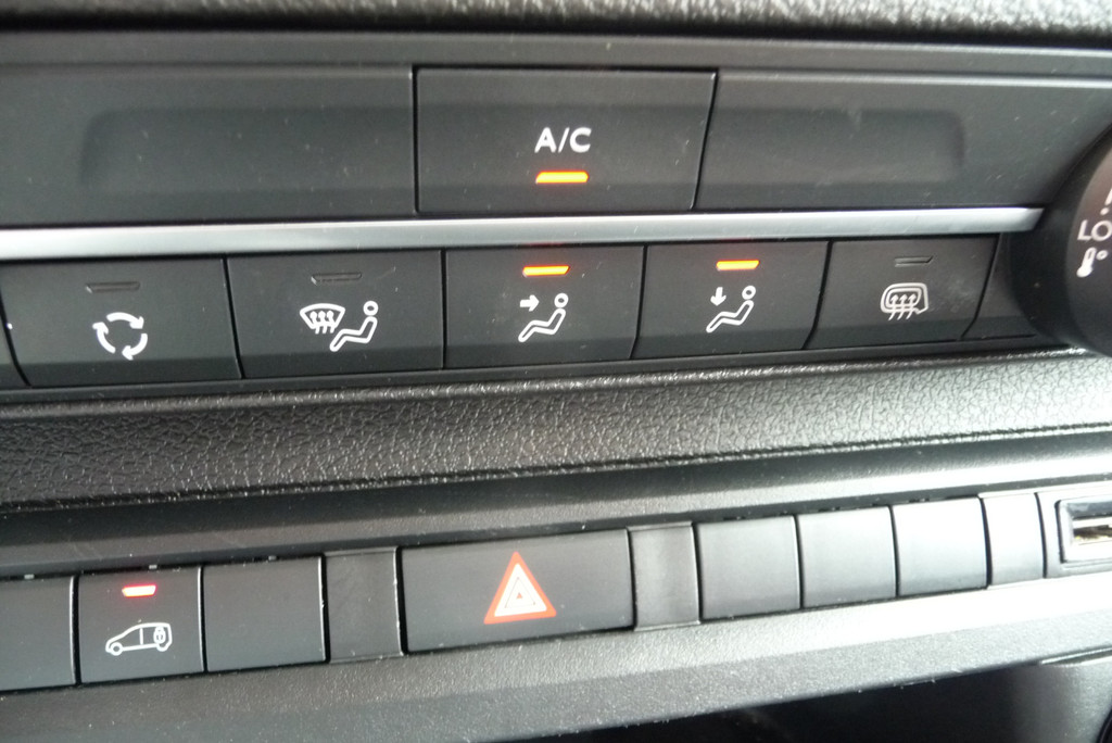 Peugeot Expert 1.5 BlueHDI 120 pk S&S L2 trekhaak Navi, carplay 15