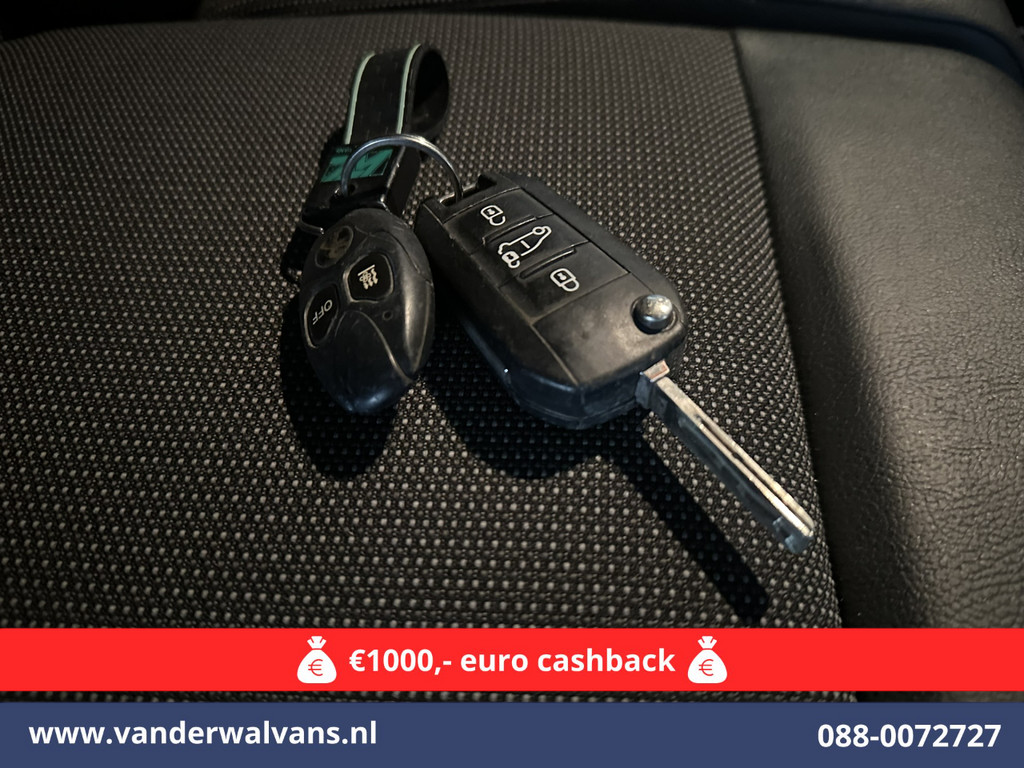 Peugeot Expert 1.6 BlueHDI Automaat L2H1 Euro6 Airco | 2x zijdeur | Trekhaak | Camera | Apple Carplay | Android Auto Cruisecontrol, Parkeersensoren, Stoelverwarming, Bijrijdersbank 17