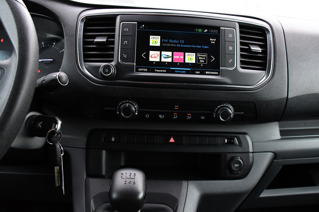 Peugeot Expert 2.0 BlueHDI 120 Long Asphalt DC 360 Camera, Cruise, Carplay, 2 x Schuifdeur, Multimedia, 122pk, Trekhaak, Sensoren, Uniek! 17