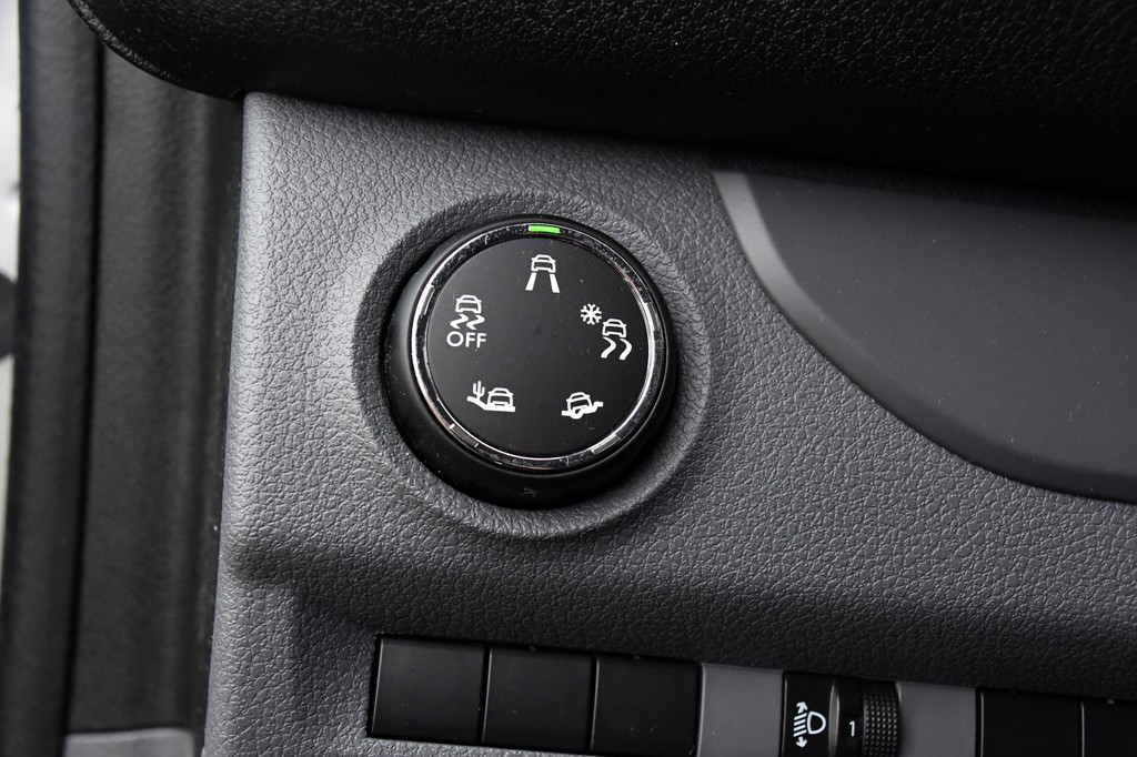 Peugeot Expert 2.0 BlueHDI 120 Long Asphalt DC 360 Camera, Cruise, Carplay, 2 x Schuifdeur, Multimedia, 122pk, Trekhaak, Sensoren, Uniek! 19