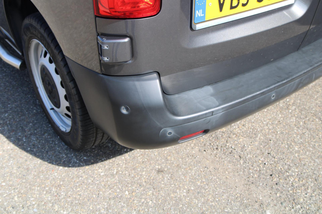Peugeot Expert 2.0 BlueHDI 120PK Standard Pro / Cruise / App connect / PDC 2x 10