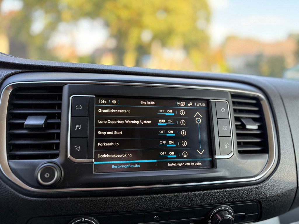 Peugeot Expert 2.0 BlueHDI 122 PK|1e EIG|AUTOMAAT|NAP|cruise|airco|achteruitrijcamera|apple carplay|trekhaak|navi|drie zitplaatsen 17