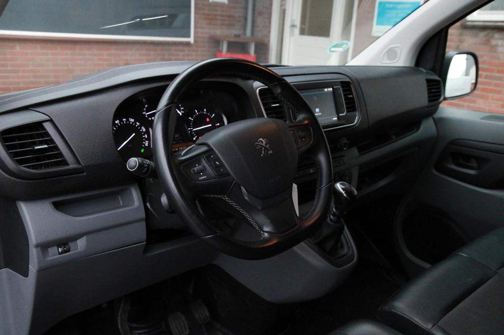 Peugeot Expert 2.0 BlueHDI 122PK L2H1 / Trekhaak / Camera / 3 zits 16
