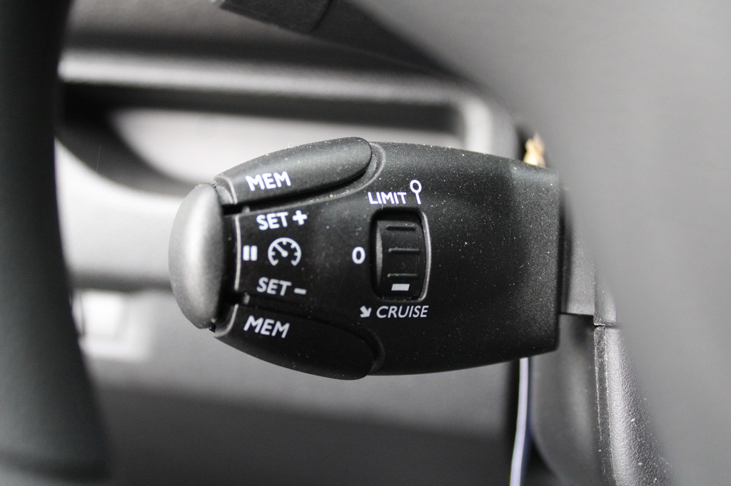 Peugeot Expert 2.0 BlueHDI 145PK L3 Dubbele Cabine Navigatie, Achteruitrijcamera, Trekhaak Afneembaar, Airco, Parkeersensoren Achter, Bluetooth, Cruise Control 13