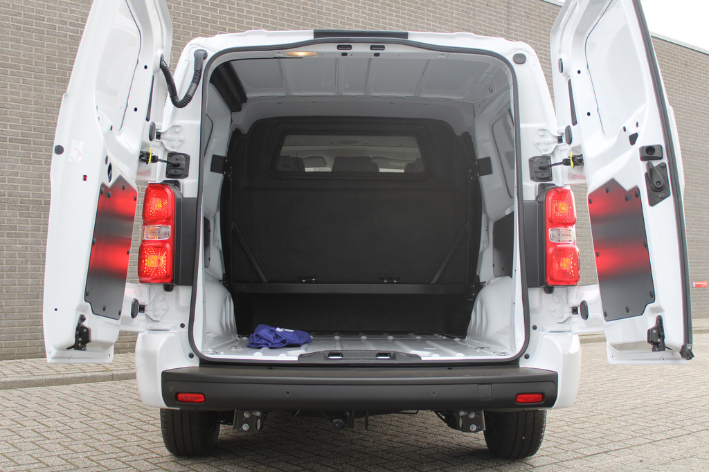 Peugeot Expert 2.0 BlueHDI 145PK L3 Dubbele Cabine Navigatie, Achteruitrijcamera, Trekhaak Afneembaar, Airco, Parkeersensoren Achter, Bluetooth, Cruise Control 7