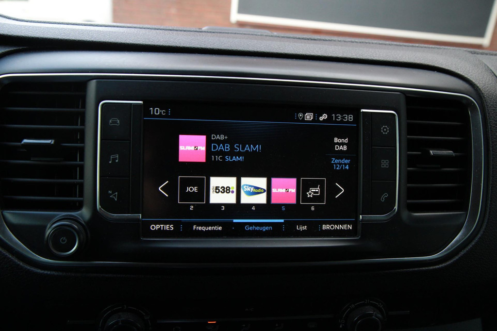 Peugeot Expert 2.0 BlueHDI 150PK Standard Premium / Trekhaak / Adap cruise 14