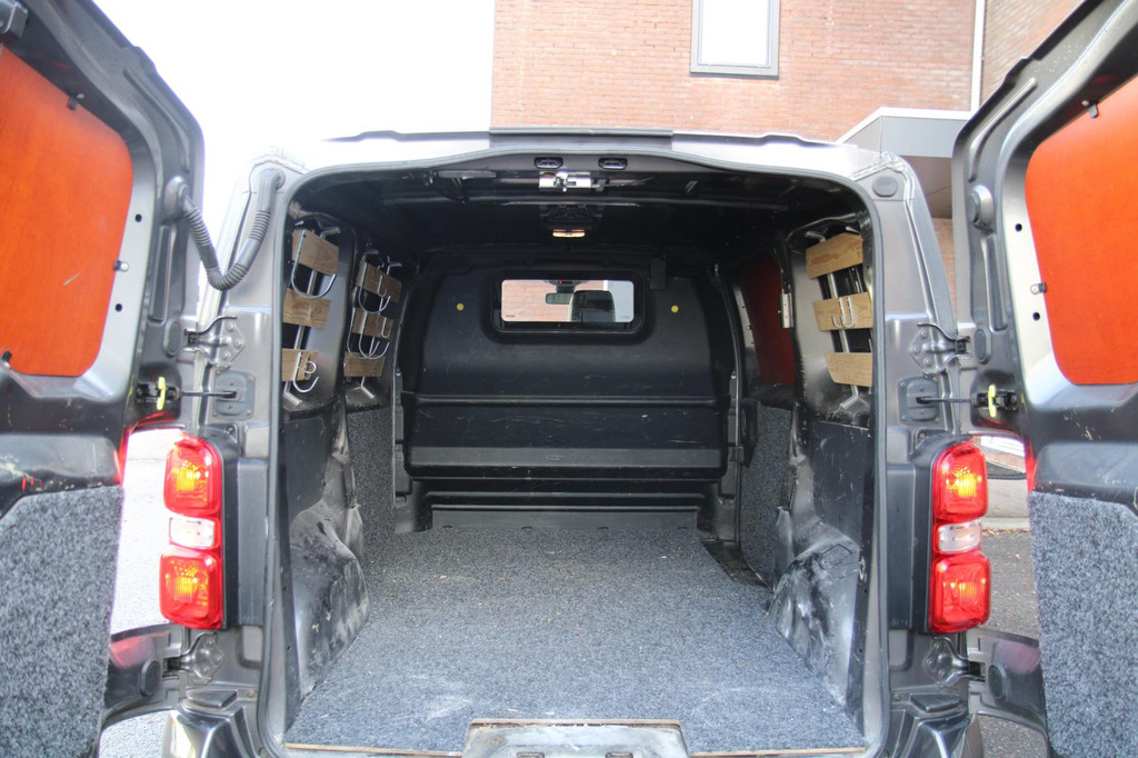 Peugeot Expert 2.0 BlueHDI 150PK Standard Premium / Trekhaak / Adap cruise 7