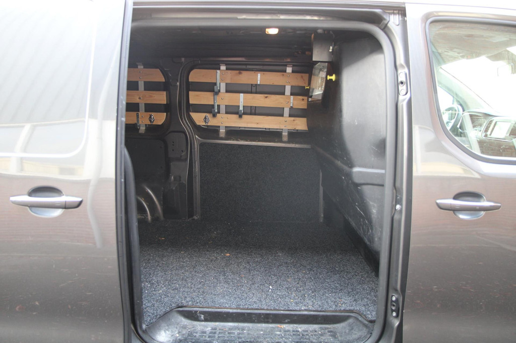 Peugeot Expert 2.0 BlueHDI 150PK Standard Premium / Trekhaak / Adap cruise 8