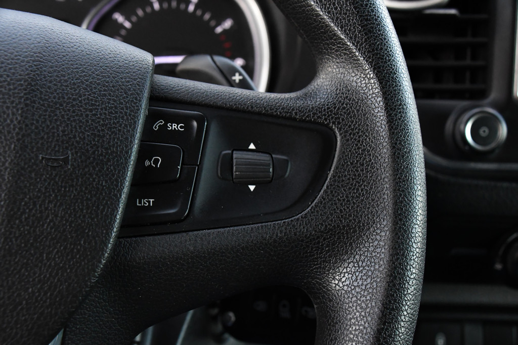 Peugeot Expert 2.0 BlueHDI 180 DC Black Edition MARGE! 360 Camera, Carplay, 177pk, Automaat, 2 x Schuifdeur, Cruise, Trekhaak, Navi, Head-up, Uniek! 16