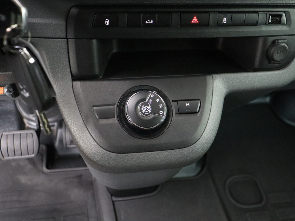 Peugeot Expert 2.0 BlueHDI 180PK Automaat Premium Pack | Navigatie | Camera Airco | Cruise | 3-Persoons 16