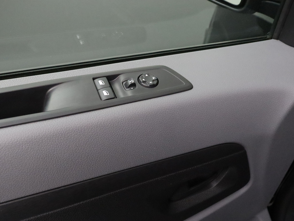 Peugeot Expert 2.0 BlueHDI 180PK Automaat Premium Pack | Navigatie | Camera Airco | Cruise | 3-Persoons 8