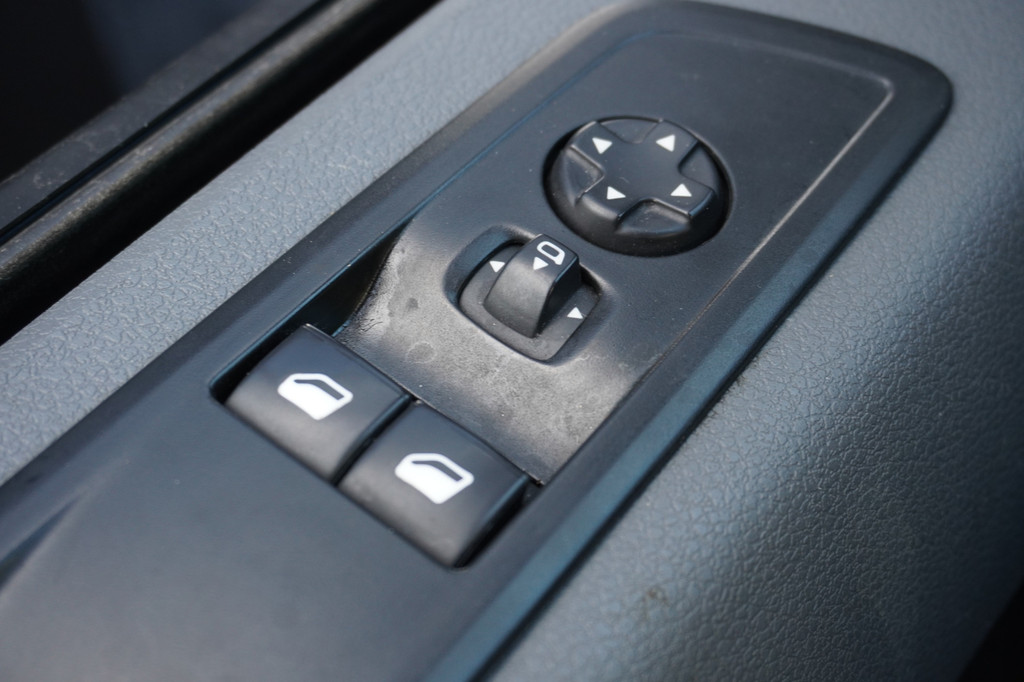 Peugeot Expert 2.0 BlueHDI L2 EURO 6 - Airco - Navi - Cruise - PDC - ⬠16.900,- Excl. 16