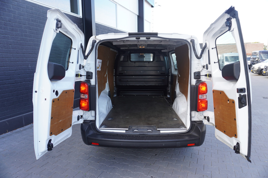 Peugeot Expert 2.0 BlueHDI L2 EURO 6 - Airco - Navi - Cruise - PDC - ⬠16.900,- Excl. 7