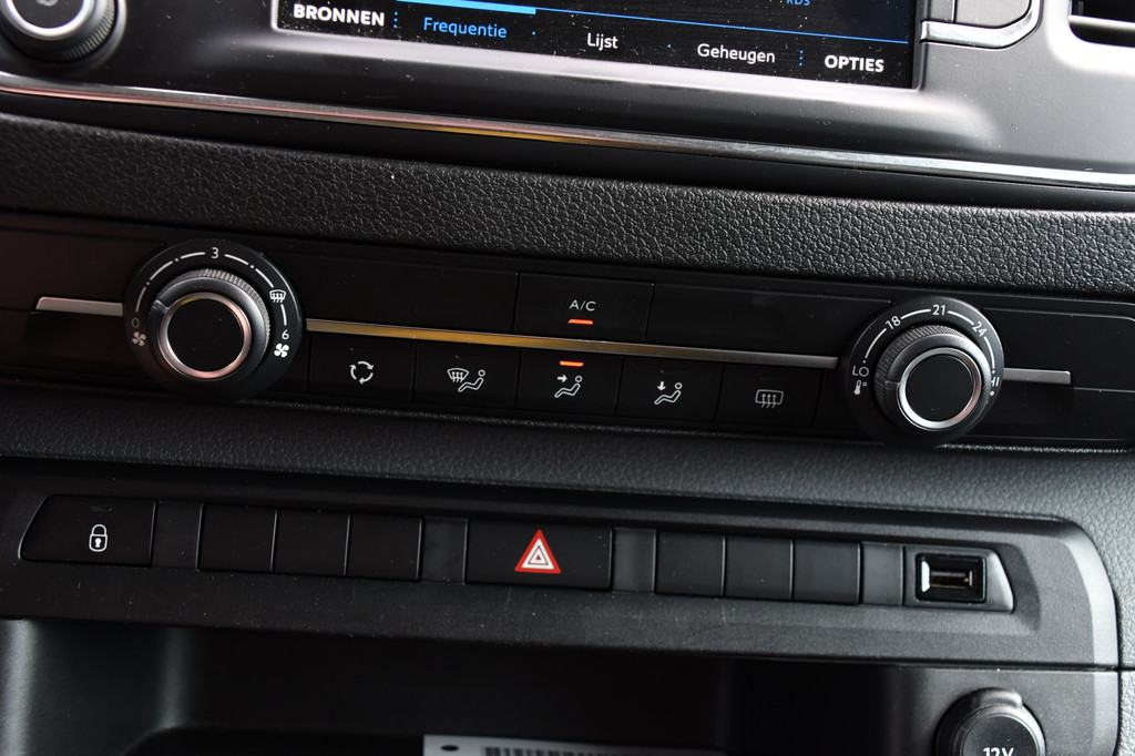 Peugeot Expert 2.0 BlueHDI L3 PB Edition DC Cruise, Carplay. Automaat, 2 x Schuifdeur, Sensoren, 120pk, Multimedia, Uniek! 20