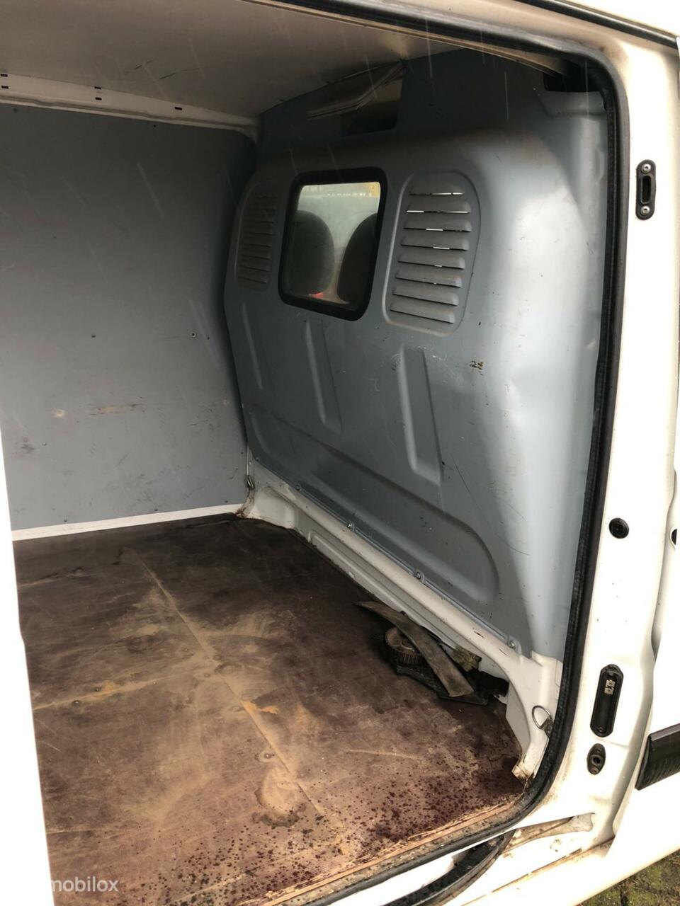 Peugeot Expert 2.0 HDI L1H1 MOTOR DEFEKT 10