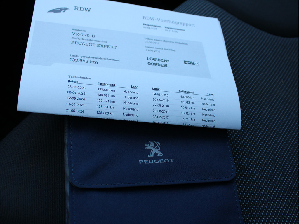 Peugeot Expert 227 1.6 HDI L1H1 Navteq 2, 3 Zitplaatsen Trekhaak, Navigatie, Cruise Control, Bluetooth, Airco 10