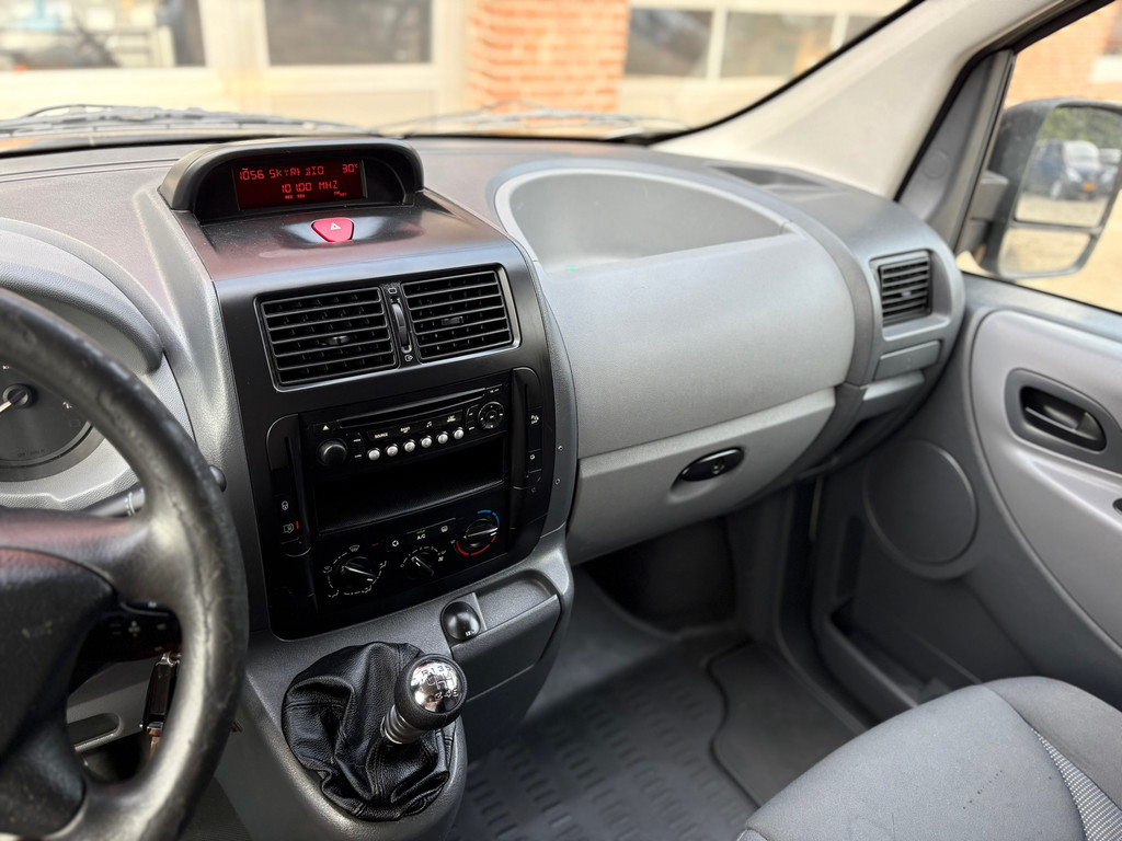 Peugeot Expert 229 2.0 HDIF L2H1|MARGE|5 zitplaatsen|airconditioning|cruise|trekhaak met 2000KG trekgewicht|parkeersensoren achter 16