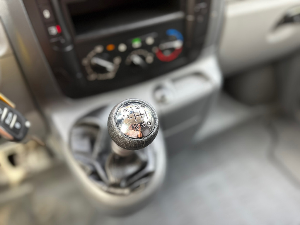 Peugeot Expert 229 2.0 HDIF L2H1|MARGE|5 zitplaatsen|airconditioning|cruise|trekhaak met 2000KG trekgewicht|parkeersensoren achter 18