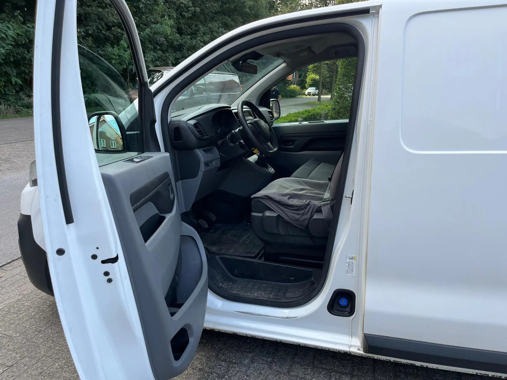 Peugeot Expert 231L 2.0 BlueHDI 120 Premium 9