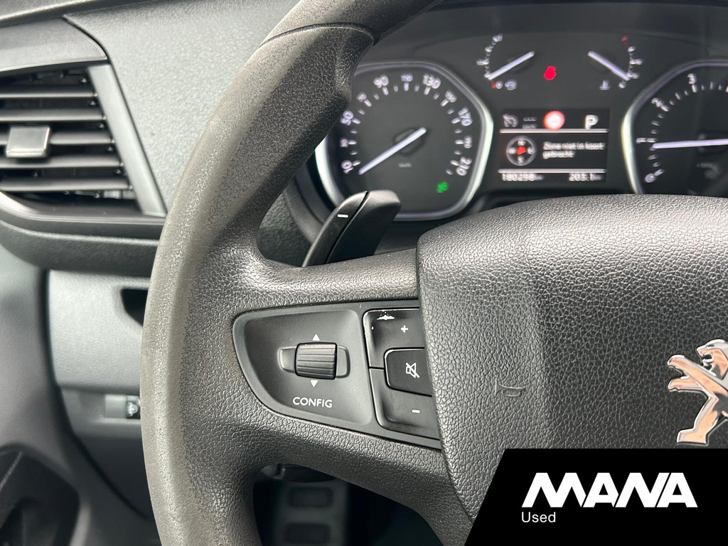 Peugeot Expert 231S 2.0 BlueHDI 180PK Automaat Premium Stoelverwarming Imperiaal Trekhaak Cruise Navi 11