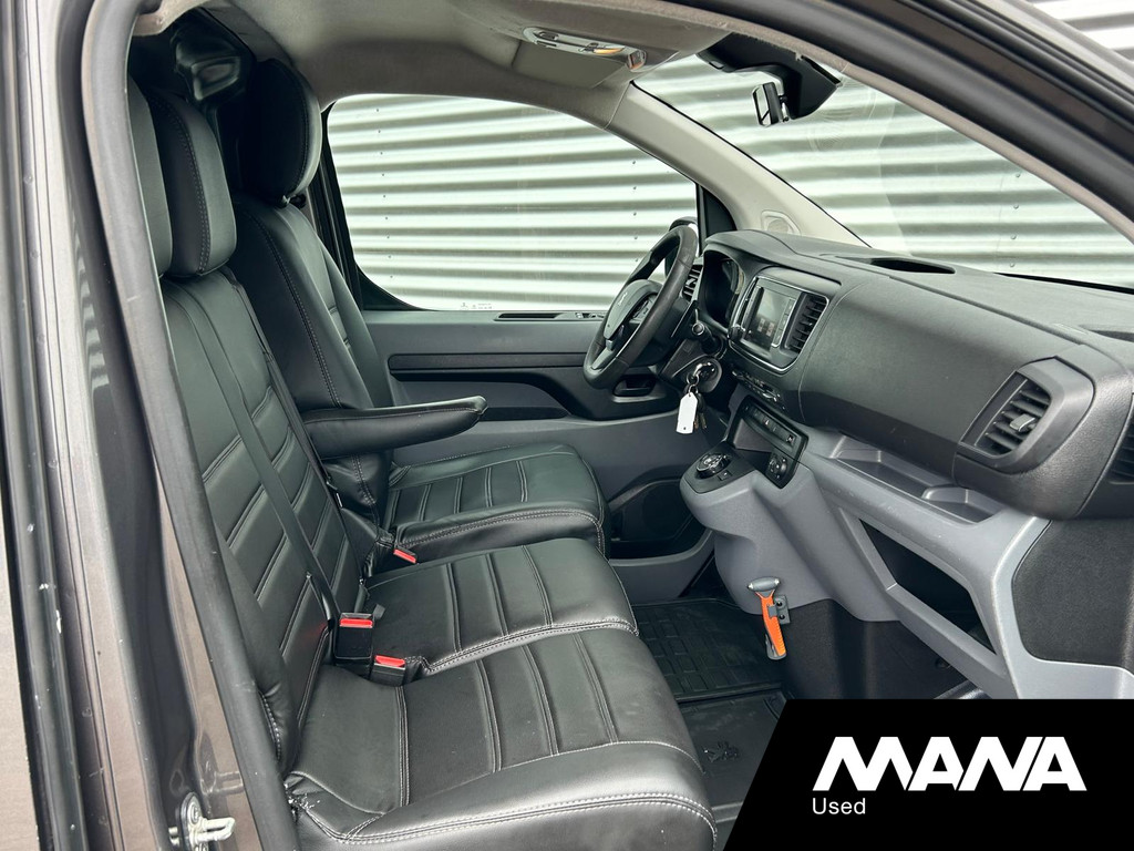 Peugeot Expert 231S 2.0 BlueHDI 180PK Automaat Premium Stoelverwarming Imperiaal Trekhaak Cruise Navi 17