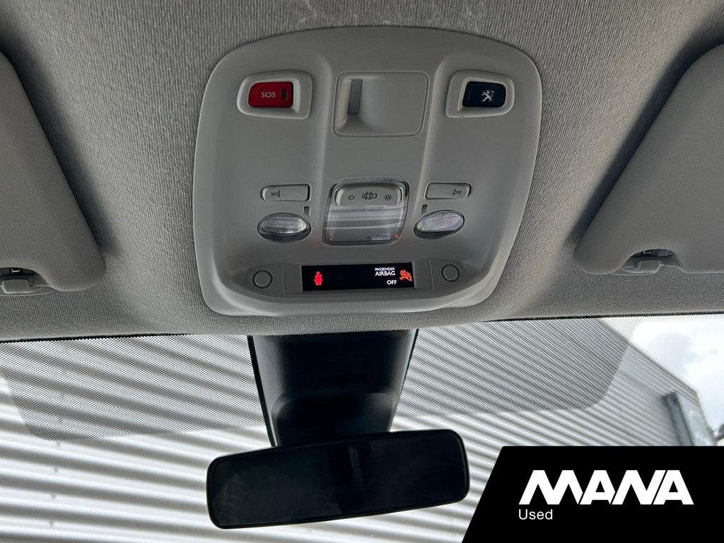 Peugeot Expert 231S 2.0 BlueHDI 180PK Automaat Premium Stoelverwarming Imperiaal Trekhaak Cruise Navi 18