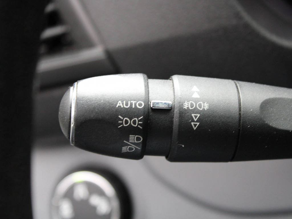 Peugeot Expert Premium Pack 2.0 BlueHDI 120PK 231C Navigatie, Parkeersensoren Achter, Cruise Control, Airco, Bluetooth, Grip Control 19