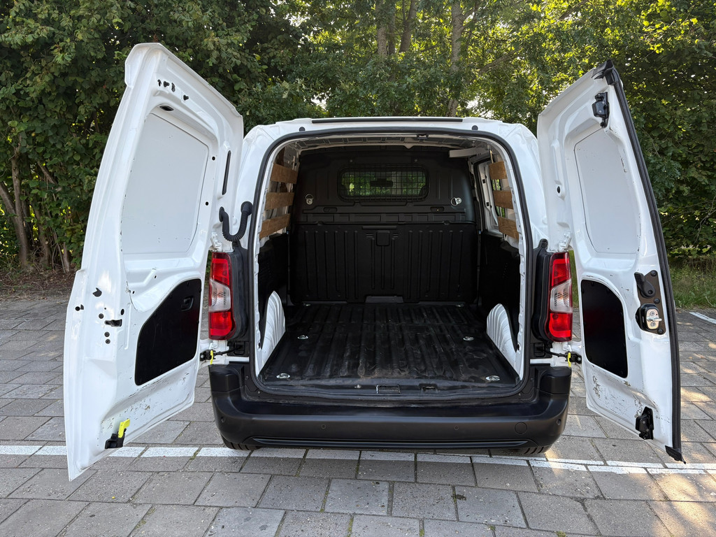 Peugeot Partner 1.2 BENZINE|NAP|airco|cruise|apple carplay|benzine-motor|navi|parkeersensoren achter|EURO6 8