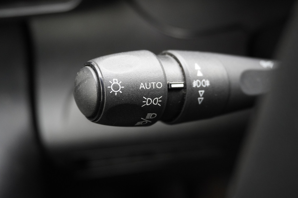 Peugeot Partner 1.2 PT 110PK Benzine! EURO 6 - Airco - Navi - Cruise - ⬠11.900,- Excl. 14