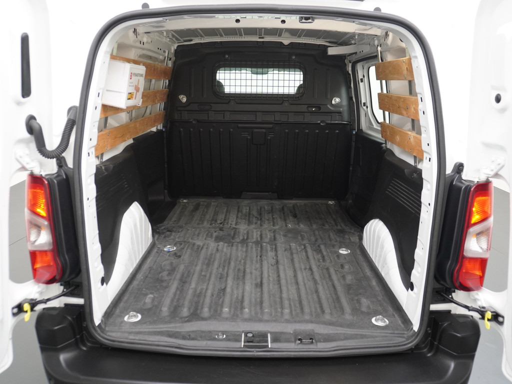 Peugeot Partner 1.2 PureTech Premium, Benzine, Org NED! Airco, Cruise Control, Navigatie 7