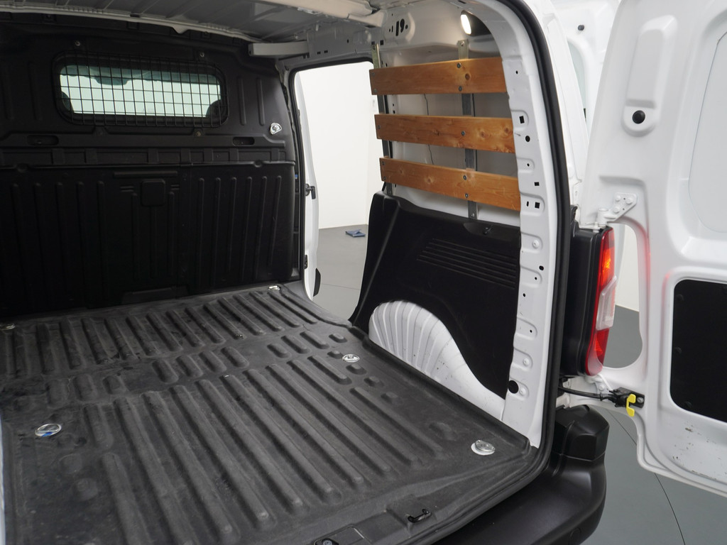 Peugeot Partner 1.2 PureTech Premium, Benzine, Org NED! Airco, Cruise Control, Navigatie 9