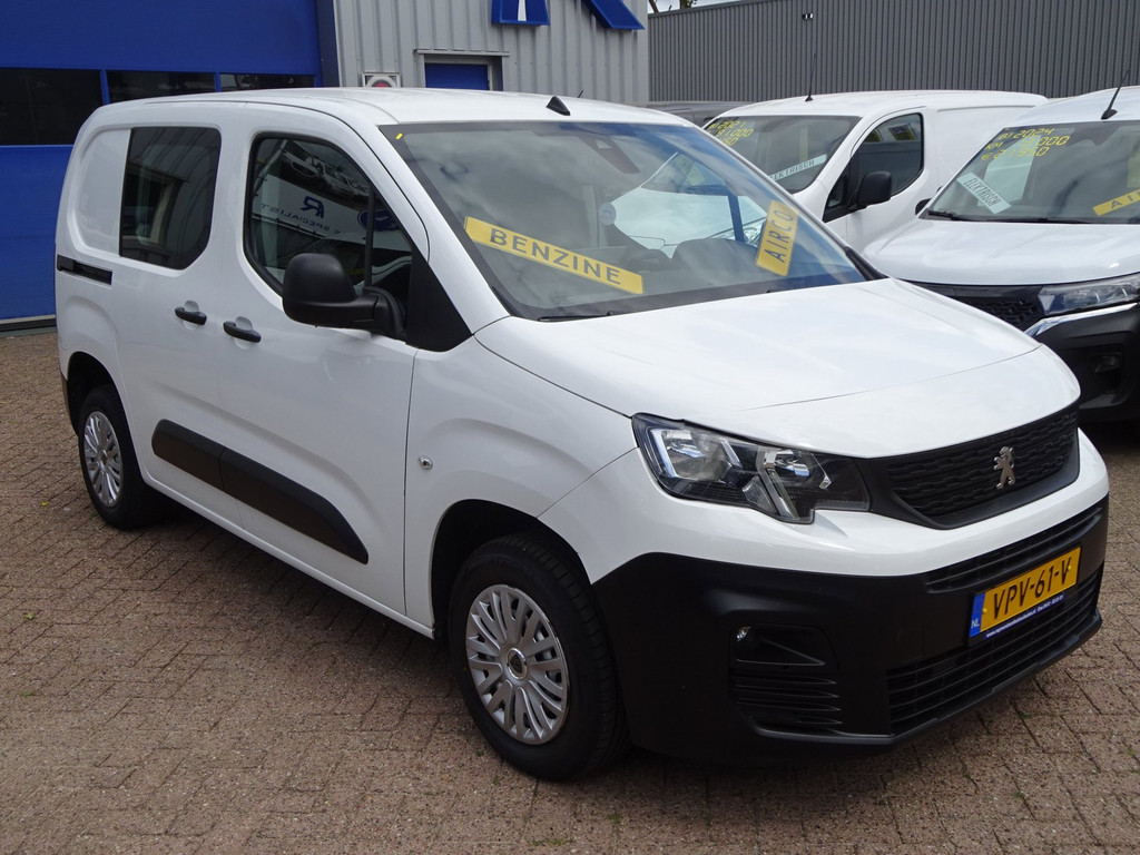 Peugeot Partner 1.2 PureTech Pro BENZINE AIRCO NAVI CRUISE CONTROL PDC SCHUIFDEUR