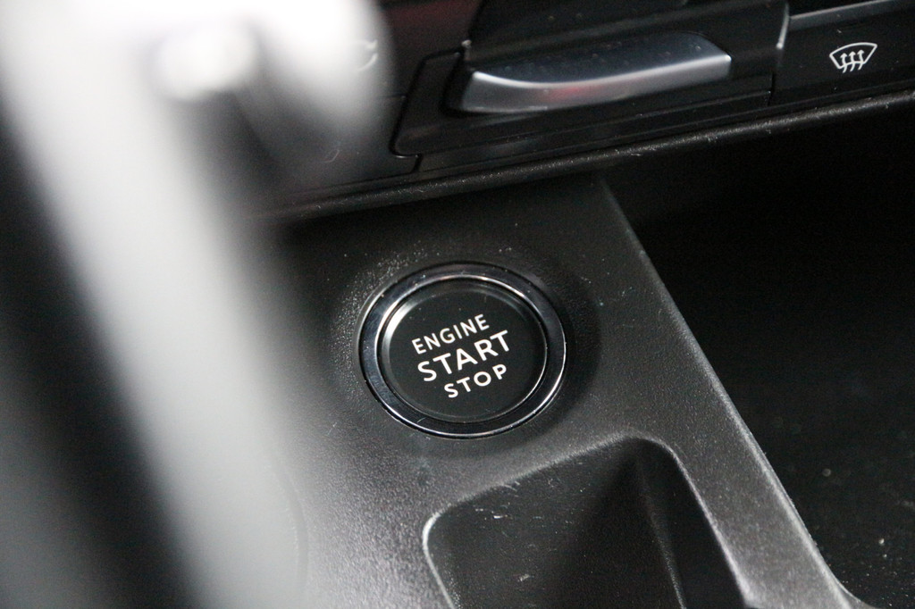 Peugeot Partner 1.5 BlueHDI 100 | L2 | Stoelverw. | Cruise | Airco.. 10