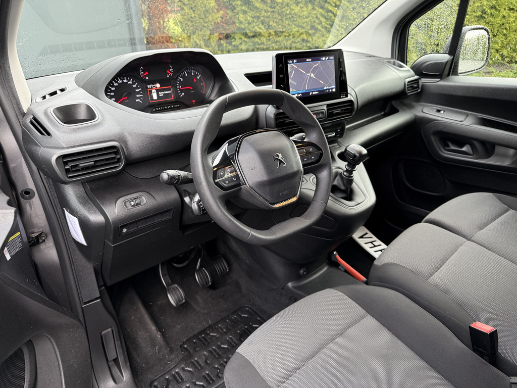 Peugeot Partner 1.5 BlueHDI 131 PK / L1H1 / ADAPTIVE CRUISE / 3-ZITS / CAMERA / TREKHAAK / KEYLESS / LMV 7