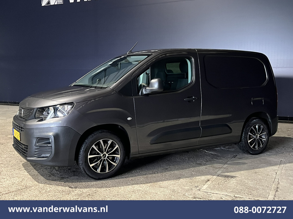 Peugeot Partner 1.5 BlueHDI 131pk Automaat L1H1 Euro6 Airco | Navigatie | Trekhaak | Apple Carplay | Cruisecontrol Android Auto, Stoelverwarming, Parkeersensoren, 10