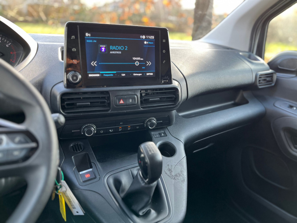 Peugeot Partner 1.5 BlueHDI Premium|EURO6|Navigatie|airconditioning|cruise control|NAP|parkeersensoren|elektrisch pakket 15